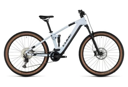 VTT Électrique Tout-Suspendu Cube Stereo Hybrid 120 Pro 750 Shimano Deore 12V 750 Wh 29'' Blanc Flash 2023
