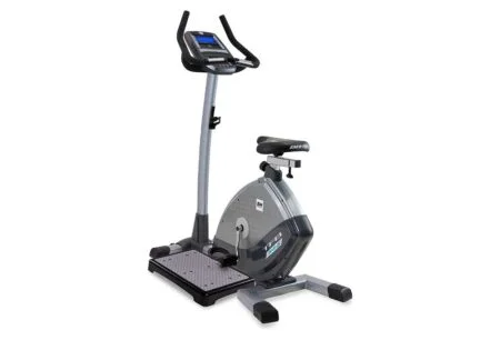 Vélo d'appartement à Usage reéducatif Semipro Accés sécurité et connectivité