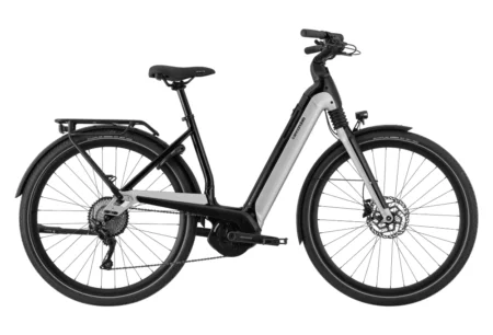 Vélo de Ville Électrique Cannondale Mavaro Neo 5 Shimano Deore 10V 500 Wh 700 mm Blanc Cashmere Noir