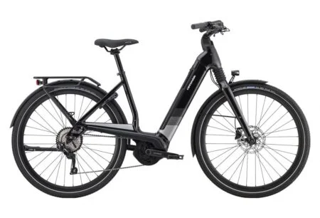 Vélo de Ville Électrique Cannondale Mavaro Neo 5+ Shimano Deore 10V 625 Wh 700 mm Noir Pearl