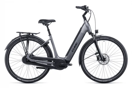 Vélo de Ville Électrique Cube Supreme Hybrid Pro 500 Easy Entry Shimano Nexus 8V 500 Wh 700 mm Gris Flash 2022