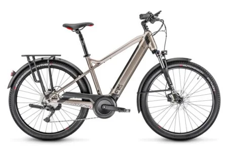 VTC Électrique Moustache Samedi 27 Xroad 3 Smart System Shimano Deore 10V 625 Wh 27.5'' Beige 2023