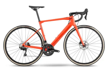 Vélo de Route Électrique BMC Roadmachine AMP Three Shimano 105 11V 350 Wh 700 mm Rouge 2023