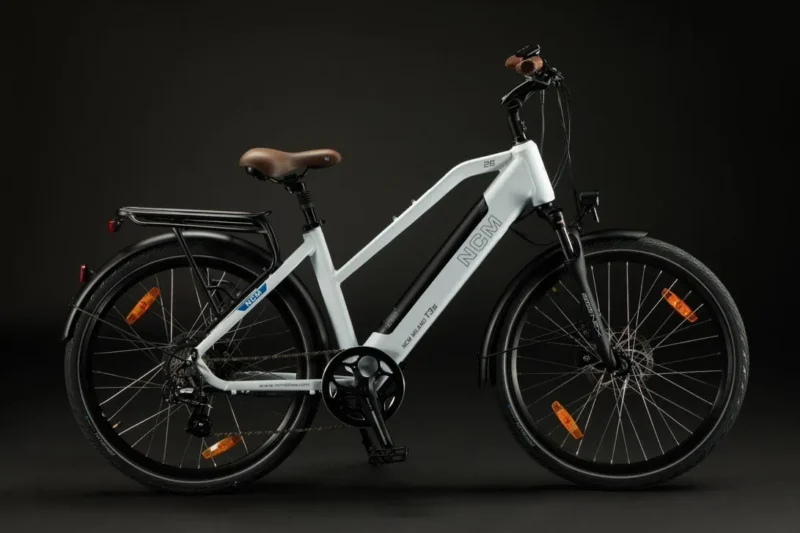 NCM Milano T3s Vélo Electrique Trekking 250W Batterie 48V 12Ah 576Wh