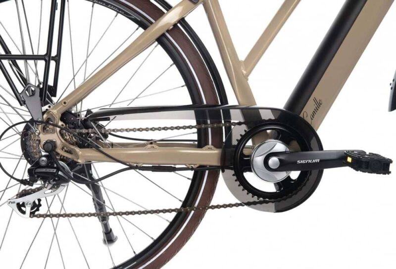 Bicyklet Camille Shimano Acera/Altus 8V 504 Wh 700 mm Beige