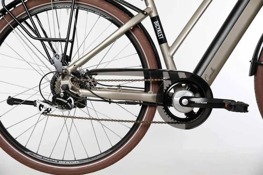 Bicyklet Camille Shimano Acera/Altus 8V 504 Wh 700 mm gris