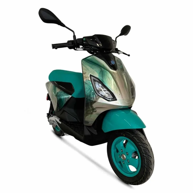 Scooter Electrique Piaggio 1